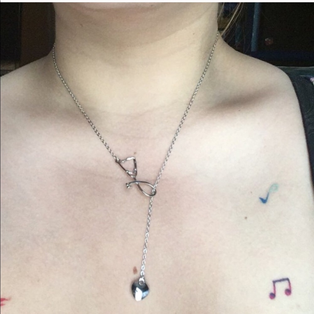 (T3) Rose gold Nurse Stethoscope Necklace - Picture 4 of 4